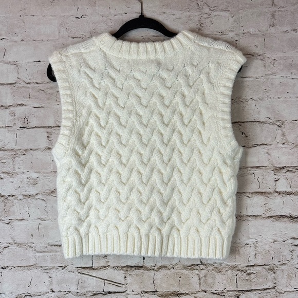 ZARA Women's Large X Space Invaders Pacman Rachatte Crew Neck Sweater Vest Crop - Picture 8 of 8